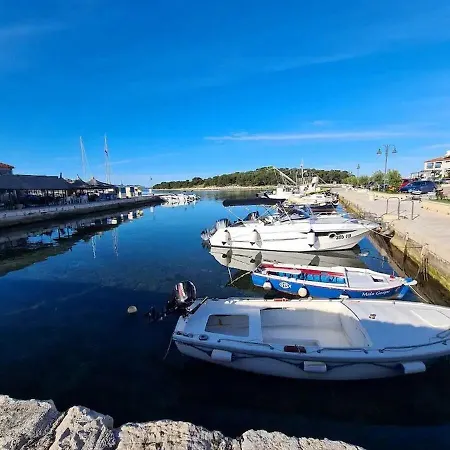 Nautical Nest * Tribalj