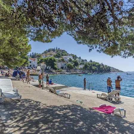 Nautical Nest Tribalj