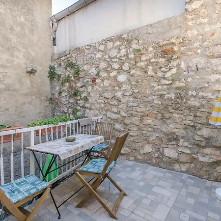 Apartman Nautical Nest *