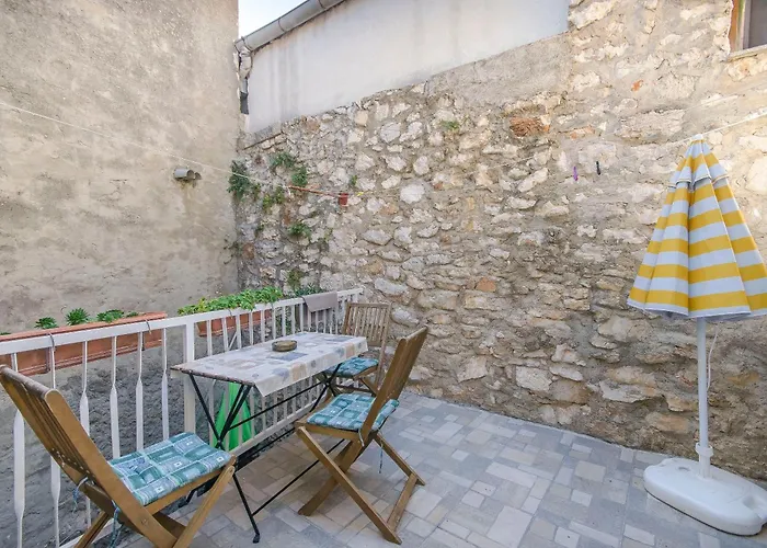 Apartment Nautical Nest *