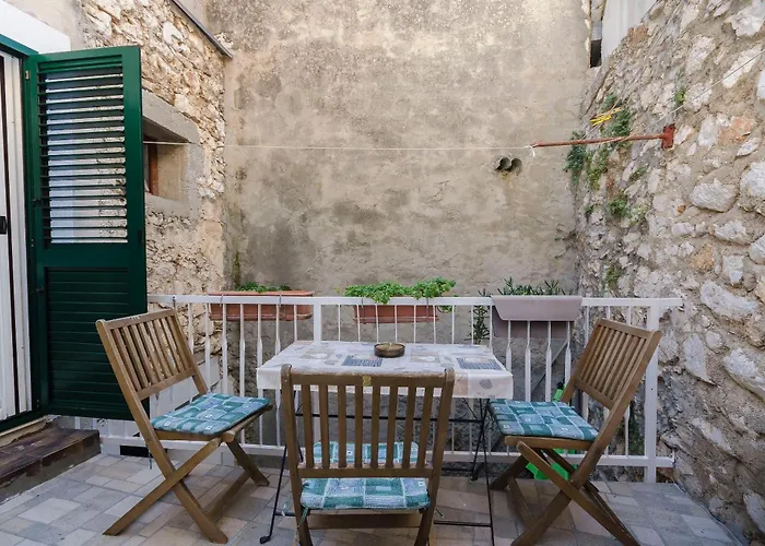 Nautical Nest * Tribunj (Sibenik-Knin)